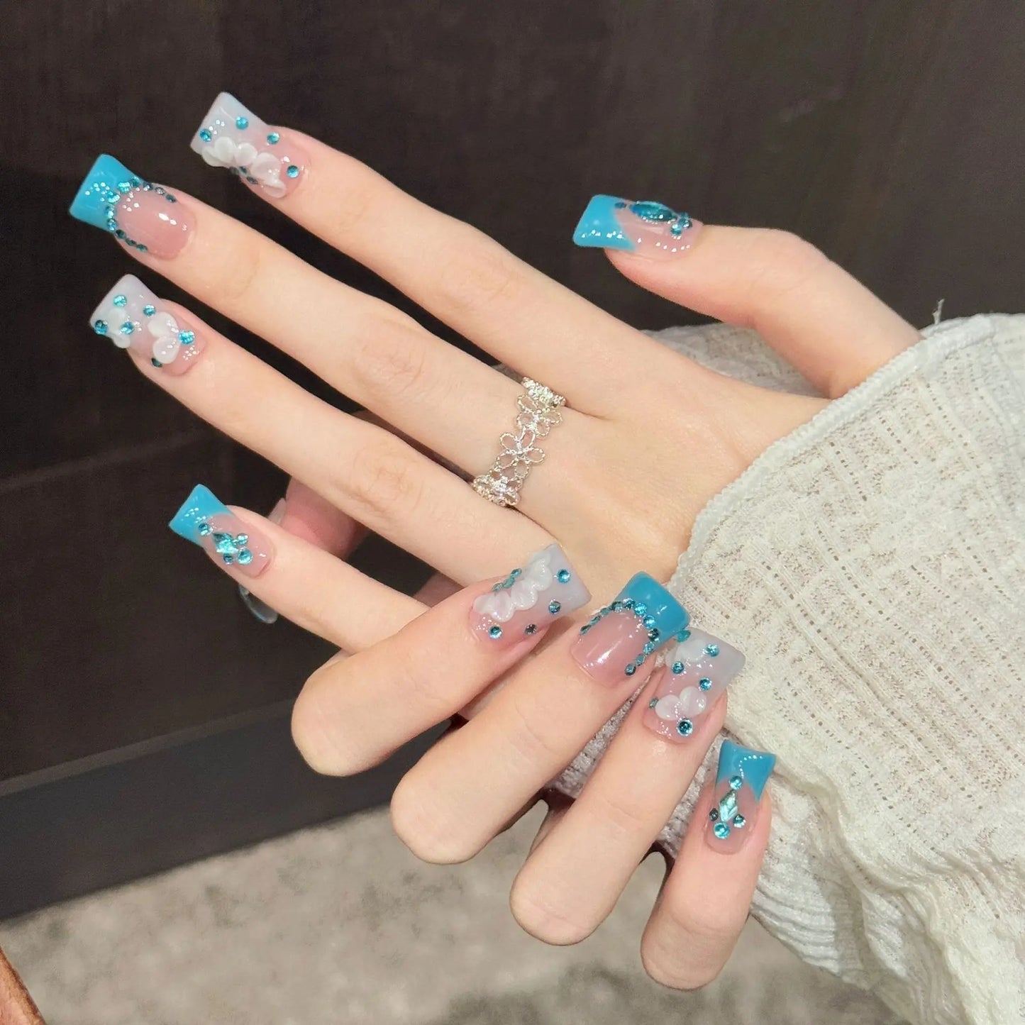 Duck Press-On Nails Set (10 Pcs) — Lake Blue French Style with Diamond Accents